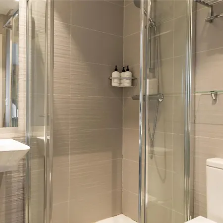 Colectia Urumea 2* サン・セバスティアン