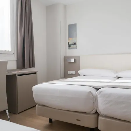 ホテル Colectia Urumea 2*