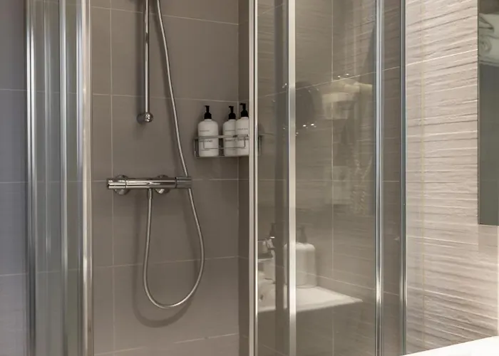 Colectia Urumea 2* San Sebastián