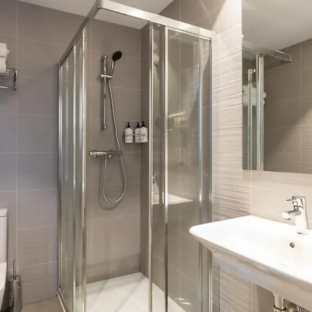 Colectia Urumea 2* Сан-Себастьян