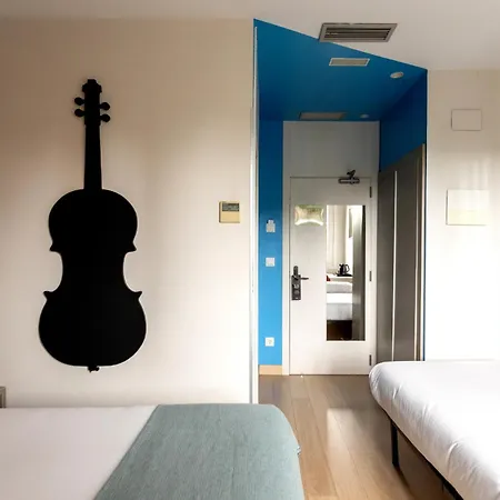 Colectia Urumea Готель 2*