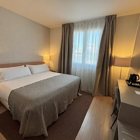 Colectia Urumea Отель 2*