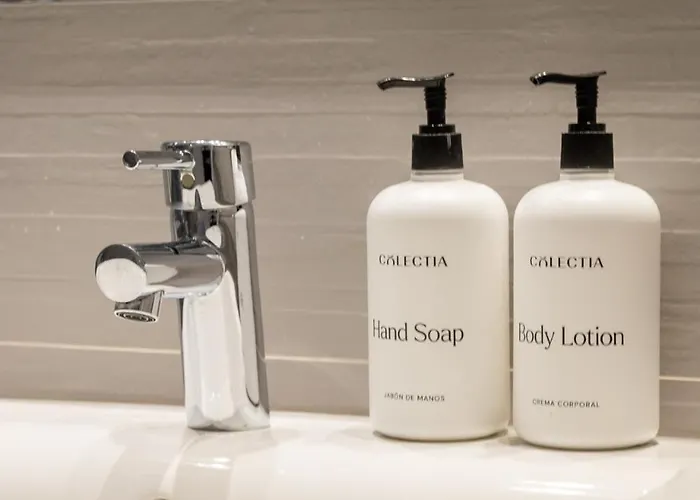 Colectia Urumea Отель 2*