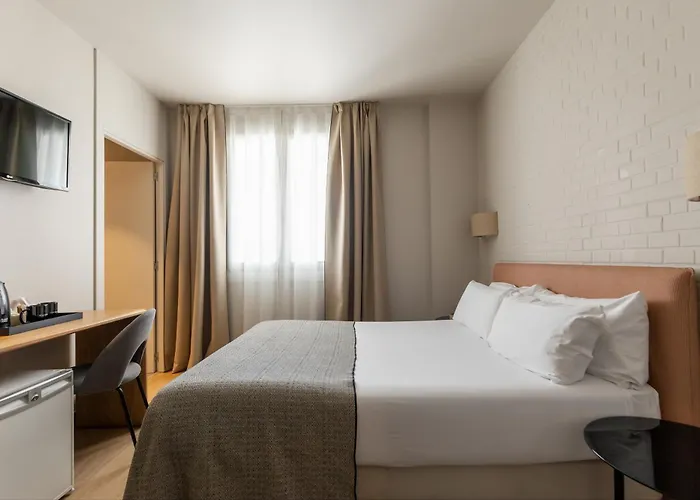 Colectia Urumea فندق