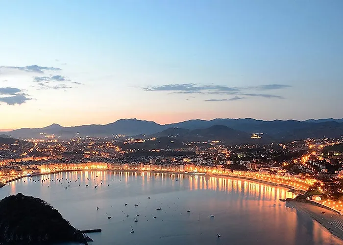 Colectia Urumea Отель