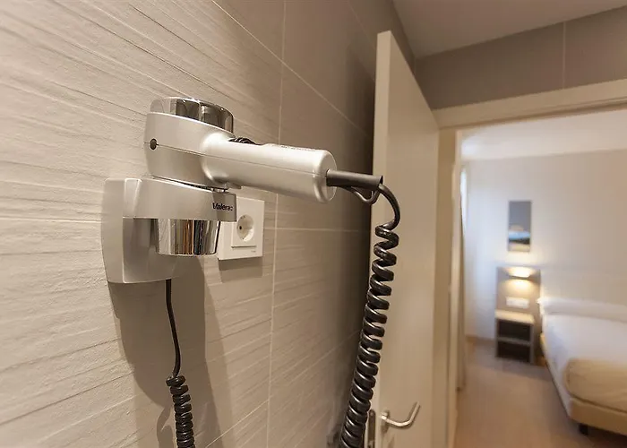 Отель Colectia Urumea