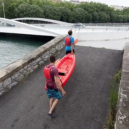 Colectia Urumea Отель 2*